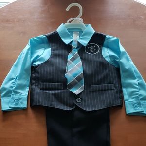Toddler Boys' 4 Piece Suit (NWT)